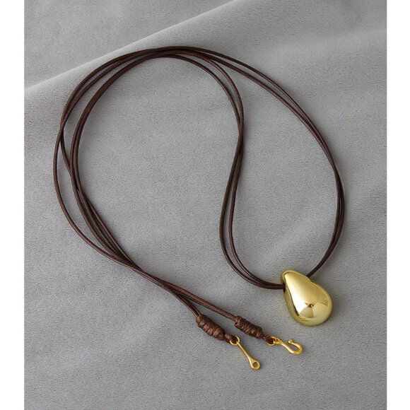 Modern Gold  Tone Tear Drop Pendant Necklace - Picture 5 of 7